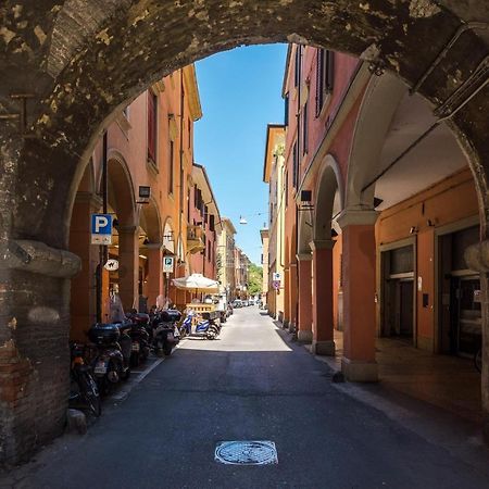 Апартаменти A Pochi Passi Dalla Finestrella Di Via Piella By Wonderful Italy Болонья Екстер'єр фото